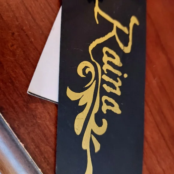 Raina : Finished Brass Belt Buckle - Picture 9 of 11